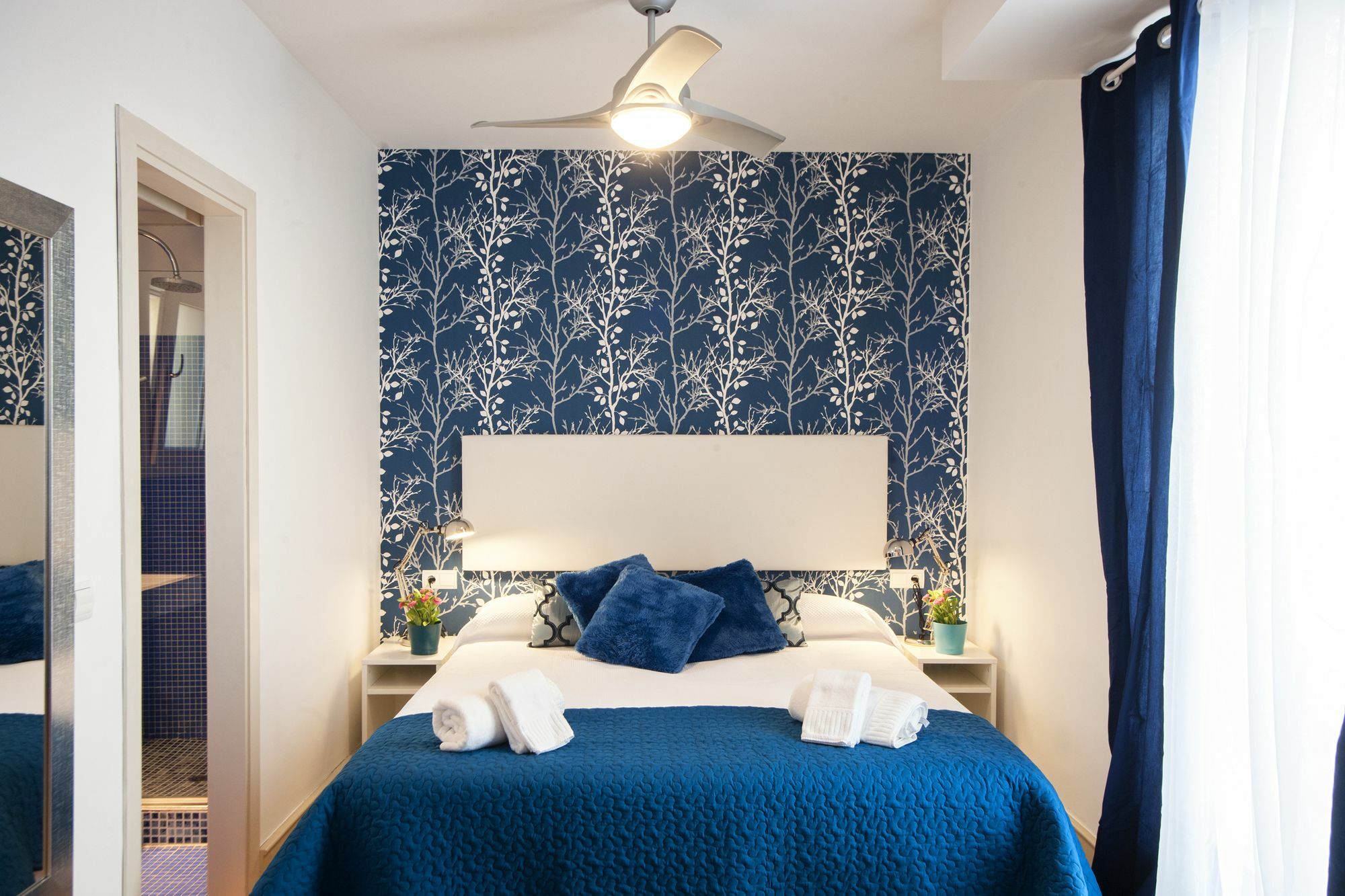 Apartament Singular Peral Sewilla Zewnętrze zdjęcie